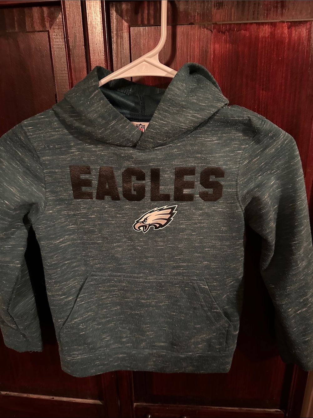 NFL Eagles Heather Green Youth Hoodie with Team Logo. Size 4-5
